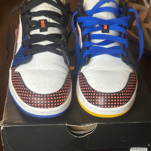 Jordan 1 low GRAPHICS - Picture 3 of 14
